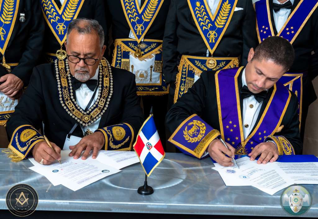El Soberano Santuario de la República Dominicana y la Orden Dominicana de Francmasones (ORDOFRA), firman alianza entre ambas instituciones masónicas.